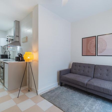 Luxe Apartment 1 In โรตา ภายนอก รูปภาพ