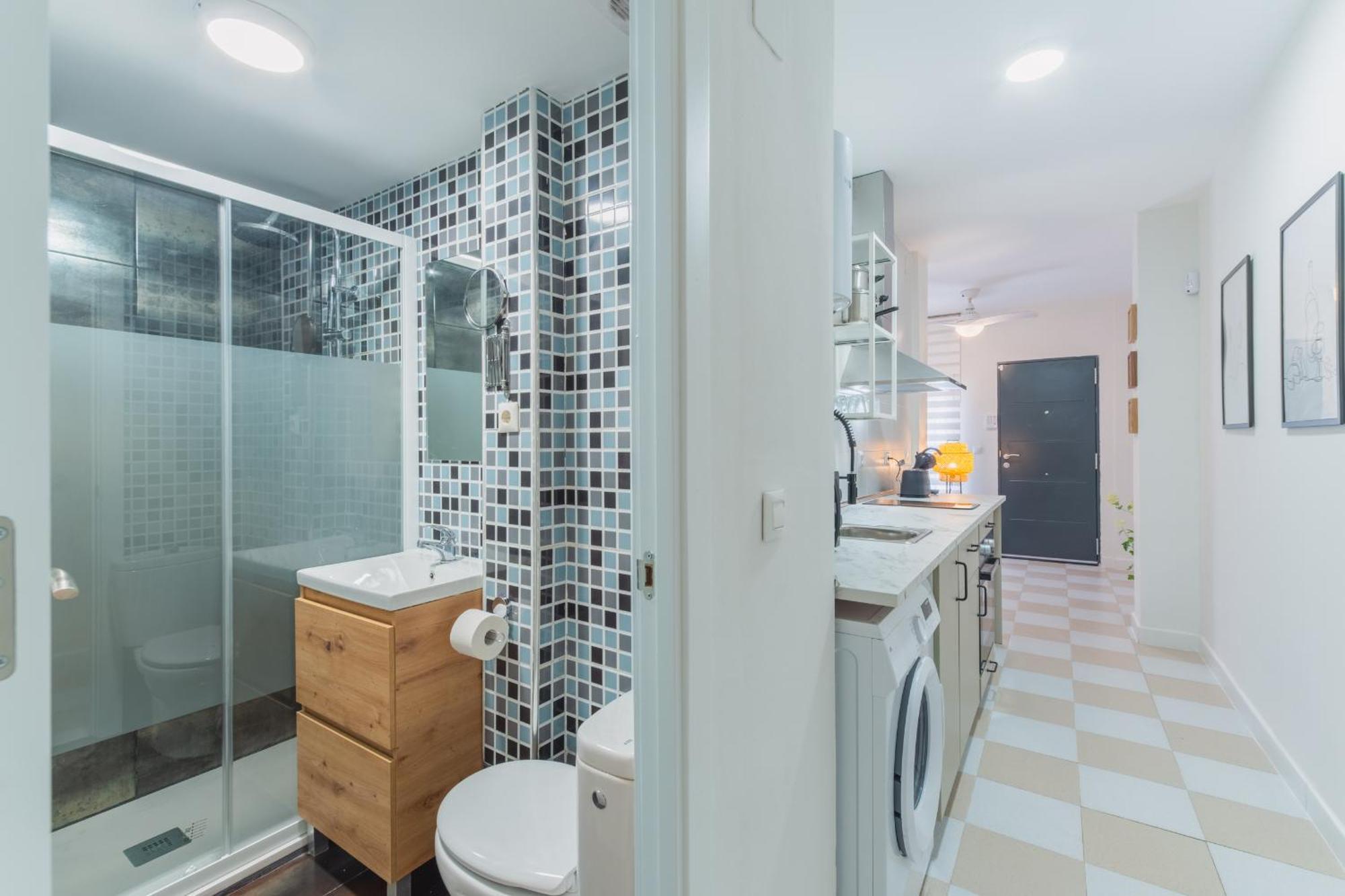 Luxe Apartment 1 In โรตา ภายนอก รูปภาพ