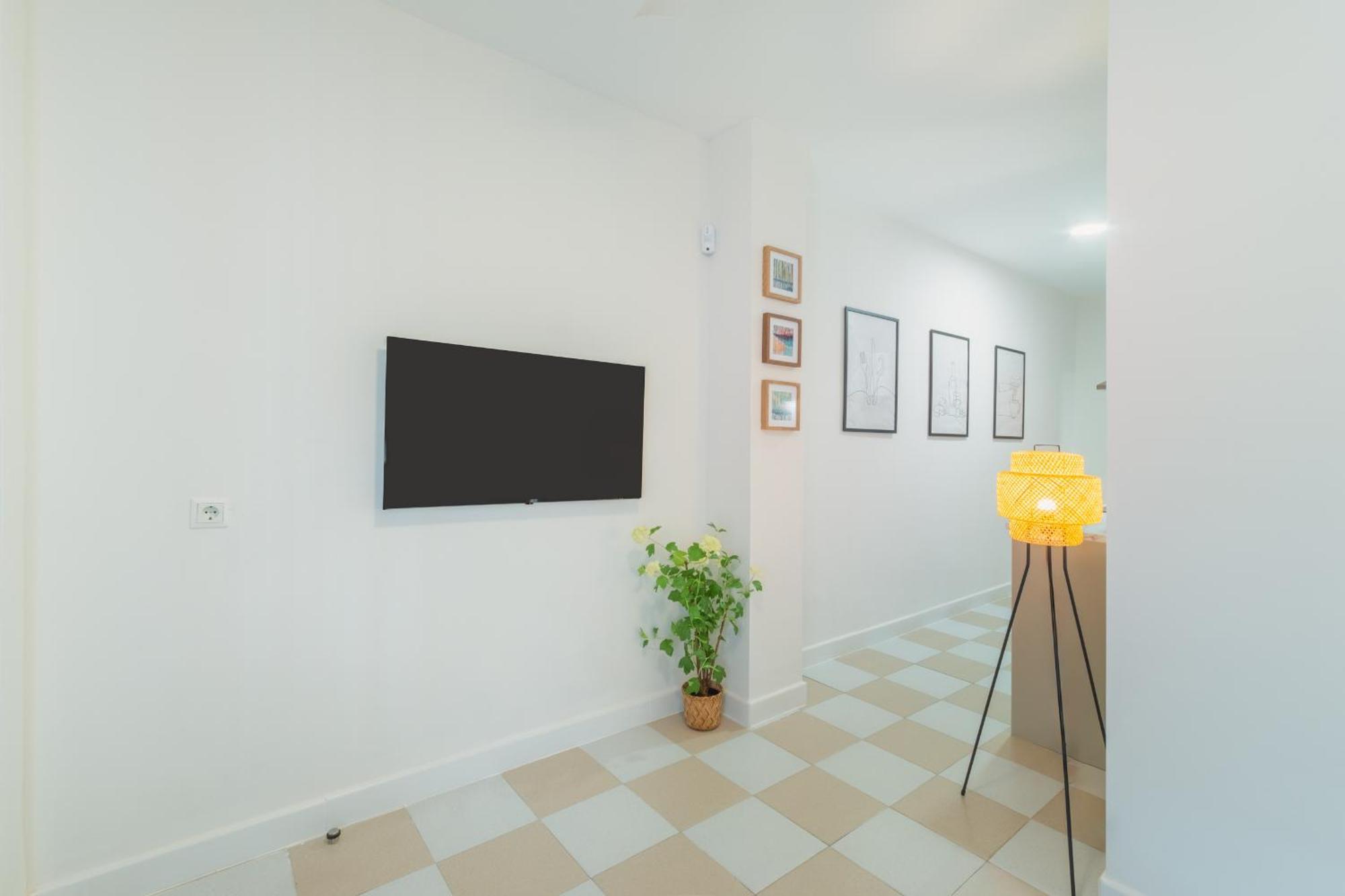 Luxe Apartment 1 In โรตา ภายนอก รูปภาพ