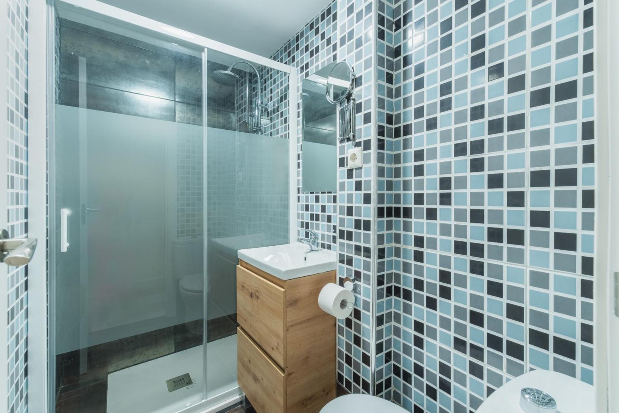 Luxe Apartment 1 In โรตา ภายนอก รูปภาพ
